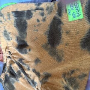 Shorts black and tan